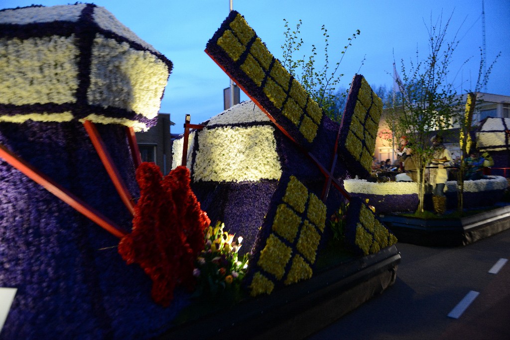 ../Images/Bloemencorso 2015 104.jpg